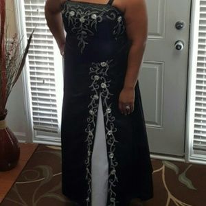 Formal Dress (Embroidered)